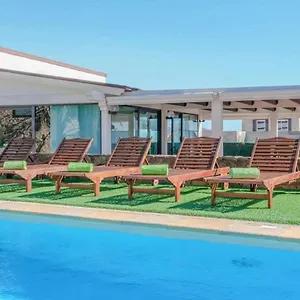 Cobas Con Piscina Y Privada Villa